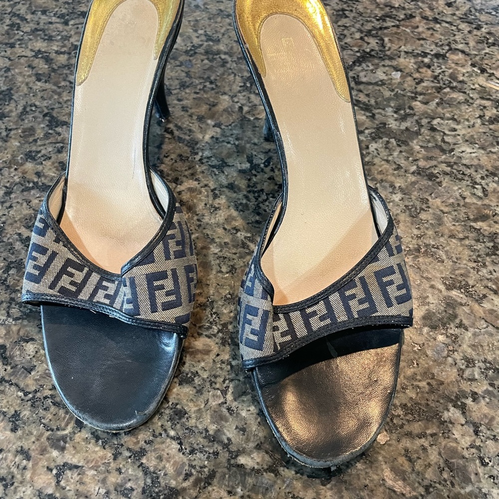 Fendi slides